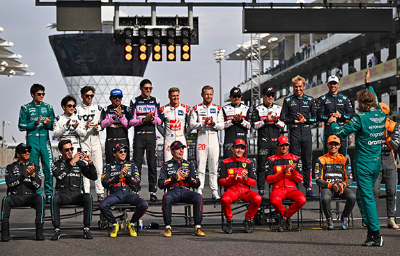 https://cdn.f1ne.ws/userfiles/vettel(77).jpg