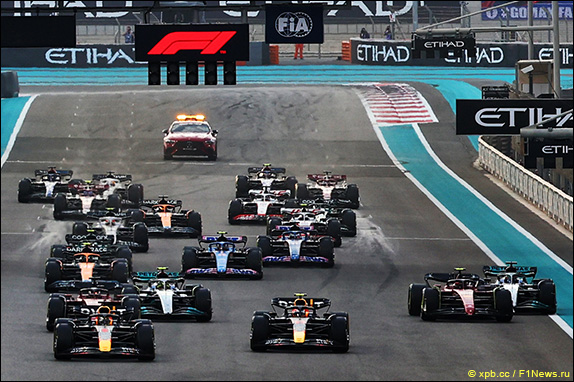 https://cdn.f1ne.ws/userfiles/race-start(136).jpg